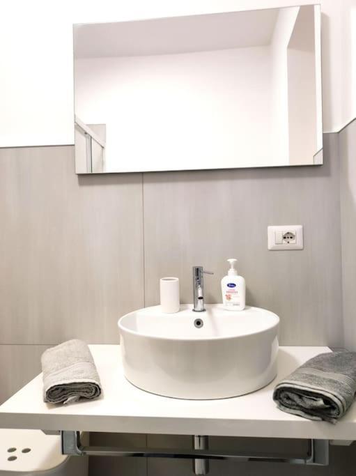 Central Rooms Agira Экстерьер фото